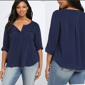 Torrid Challis Pocket Popover Blue Snap Top